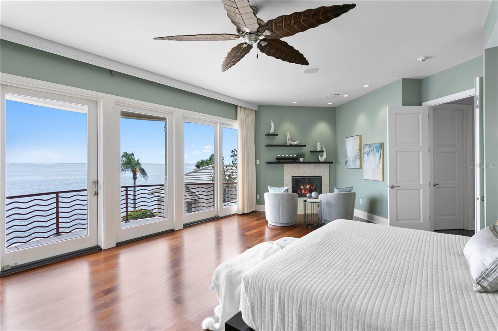 VENETIAN ISLES - Residential