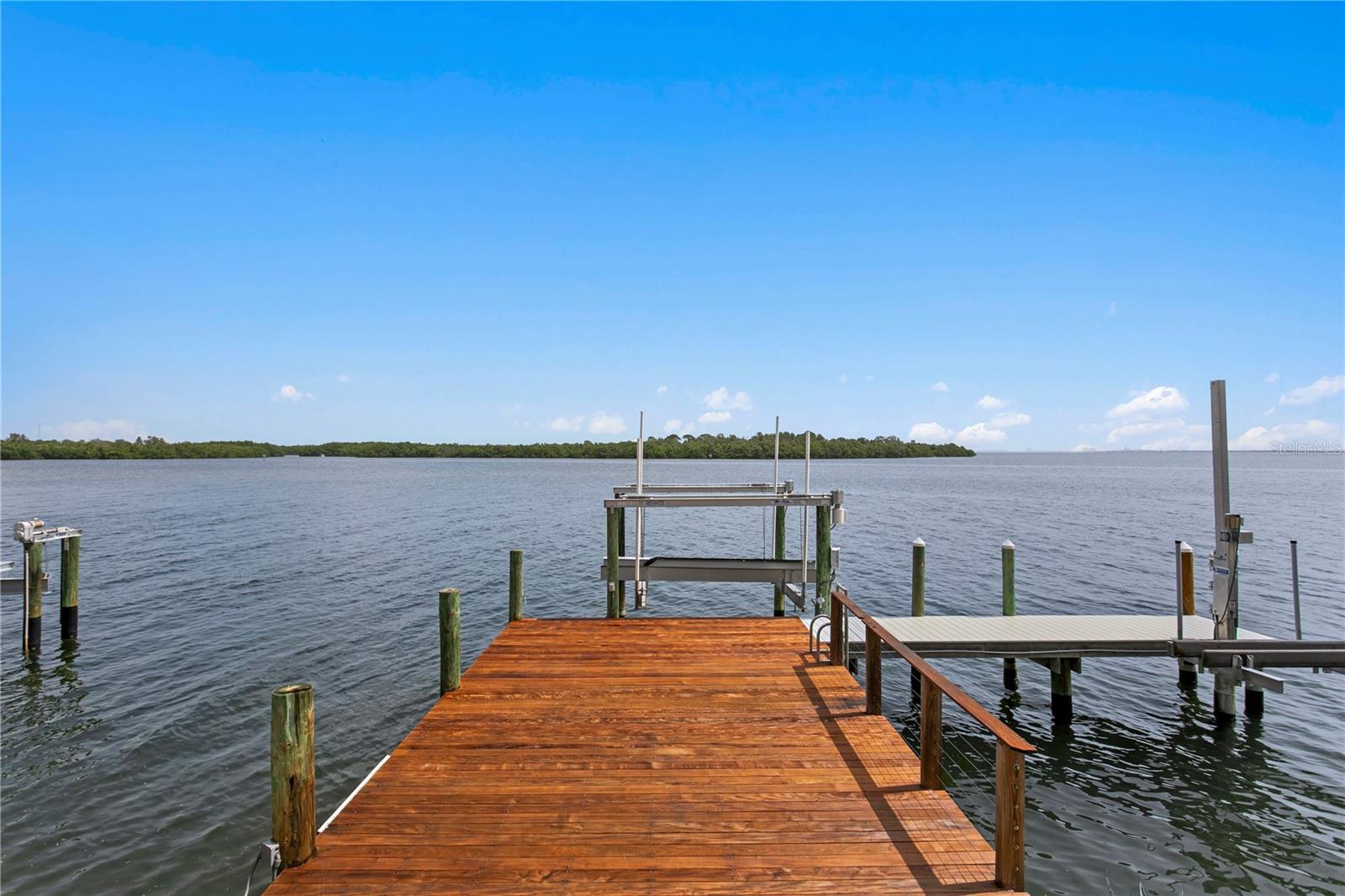 VENETIAN ISLES - Residential