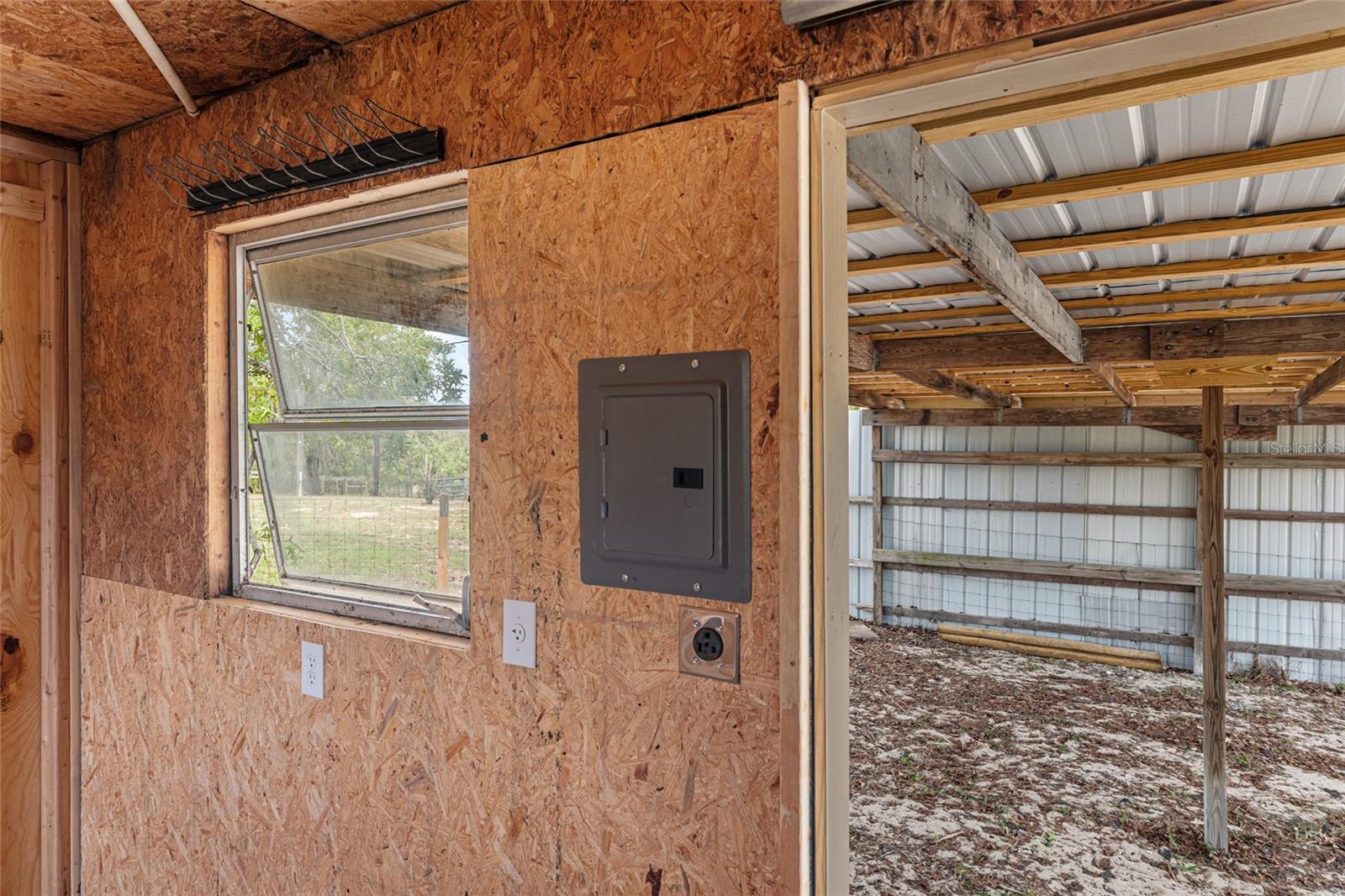 CHRIS ACRES - Residential