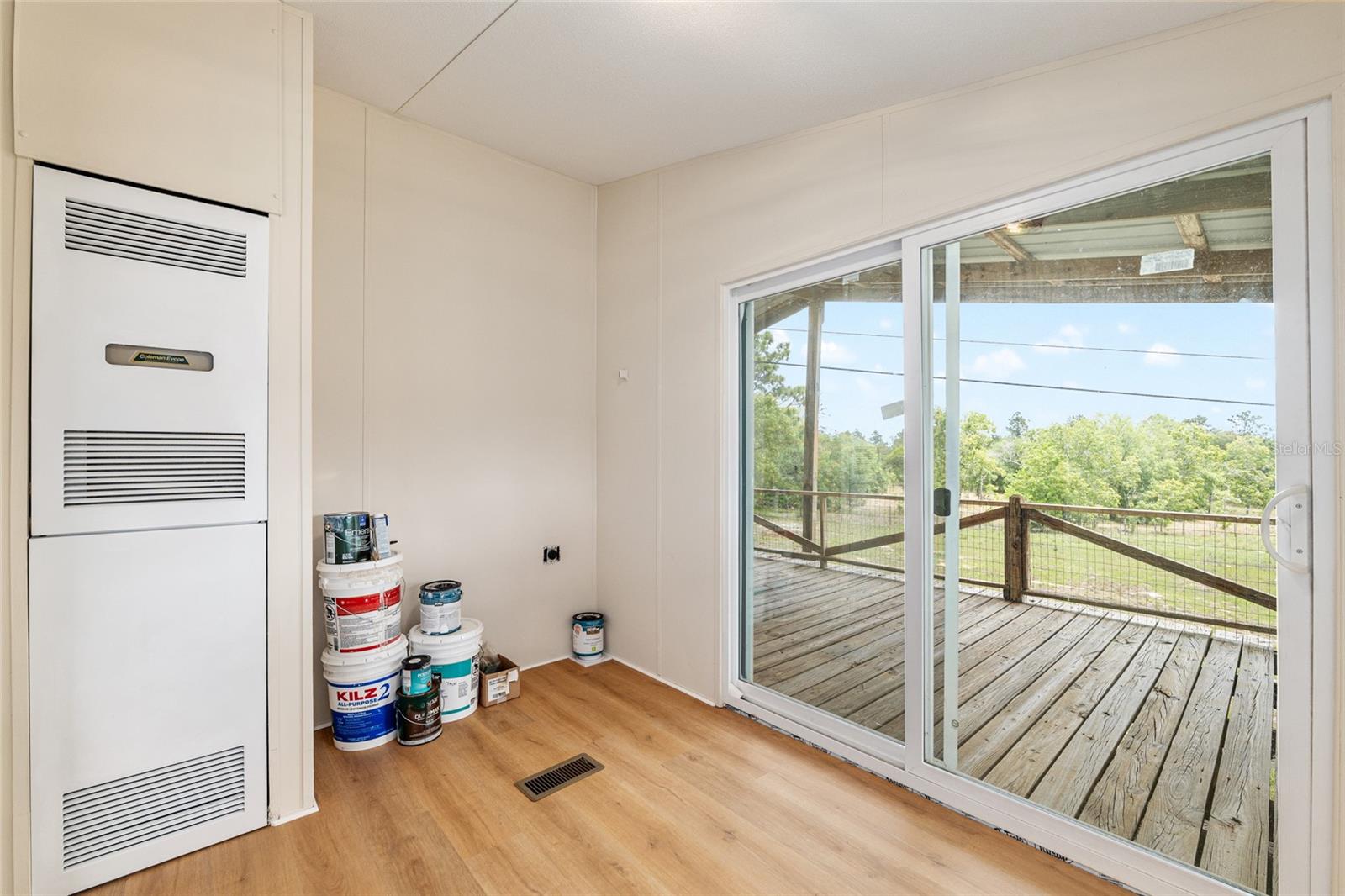 CHRIS ACRES - Residential