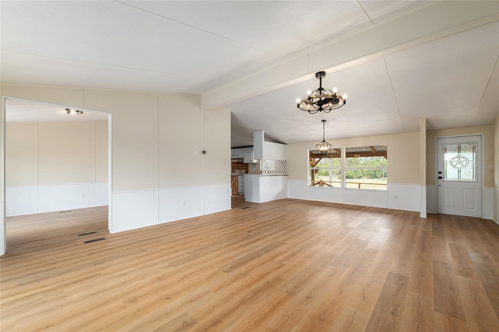 CHRIS ACRES - Residential