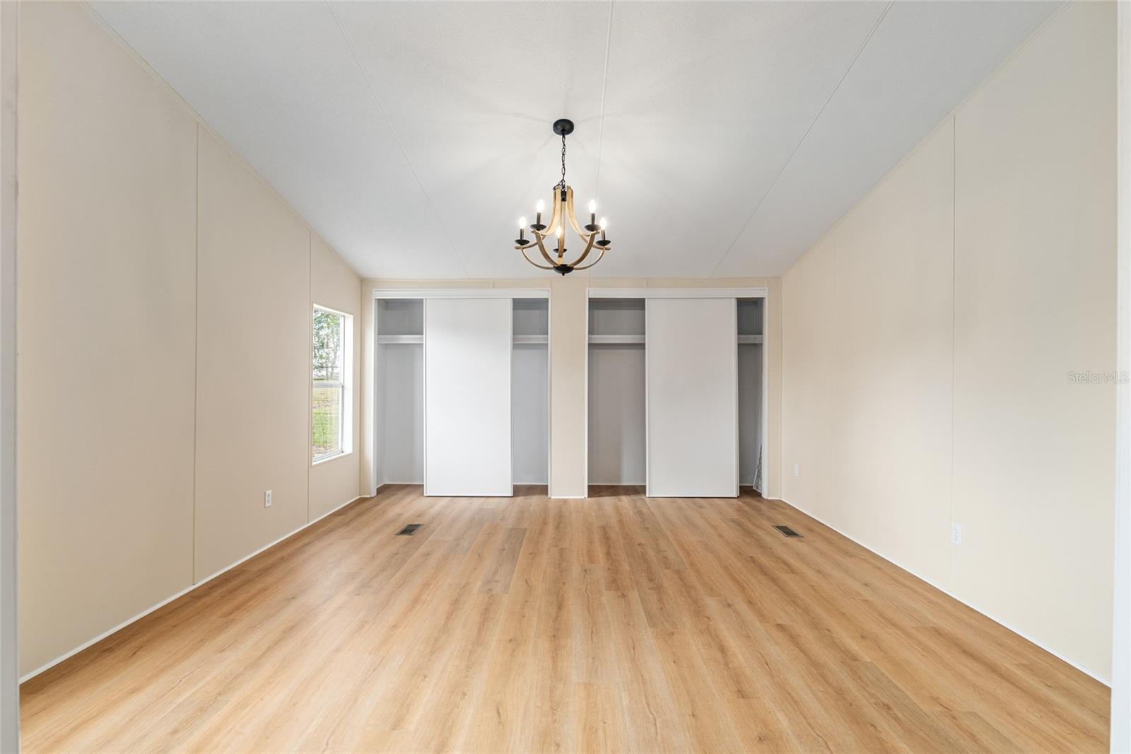 CHRIS ACRES - Residential