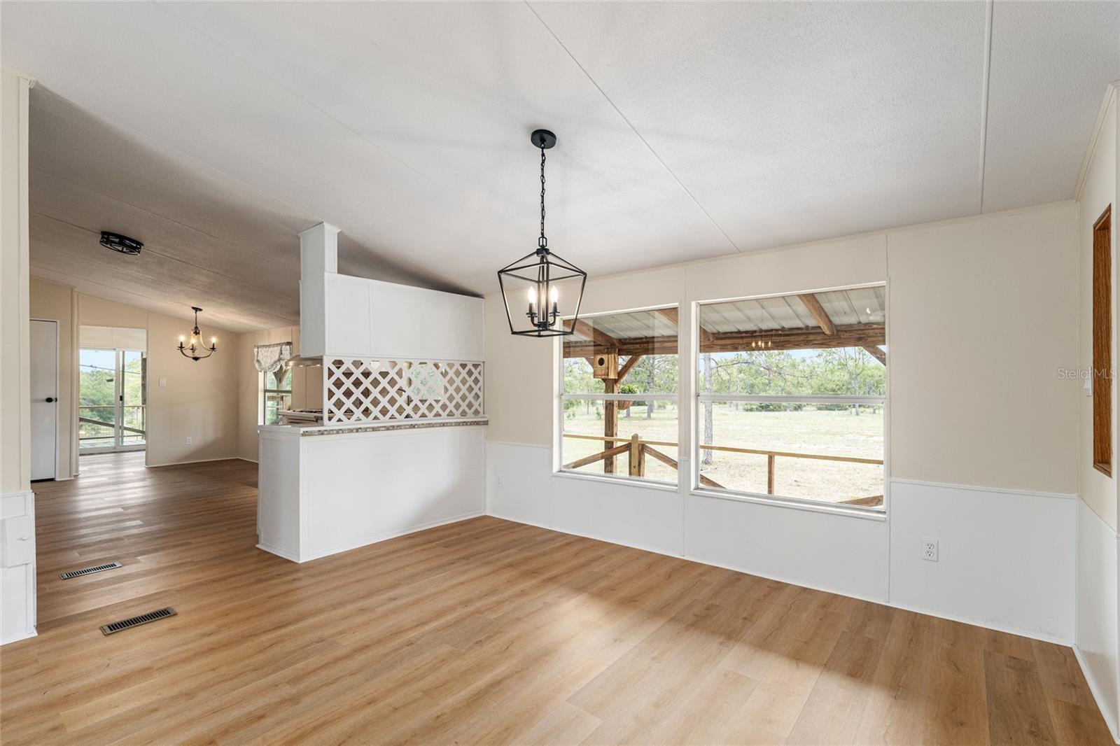 CHRIS ACRES - Residential