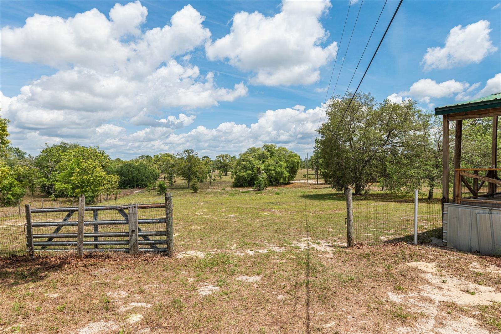CHRIS ACRES - Residential