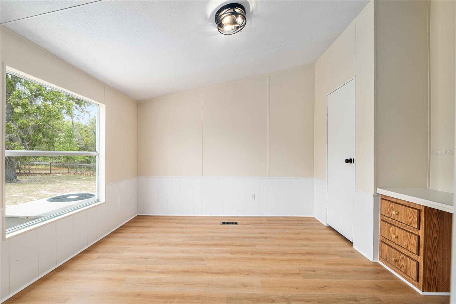 CHRIS ACRES - Residential