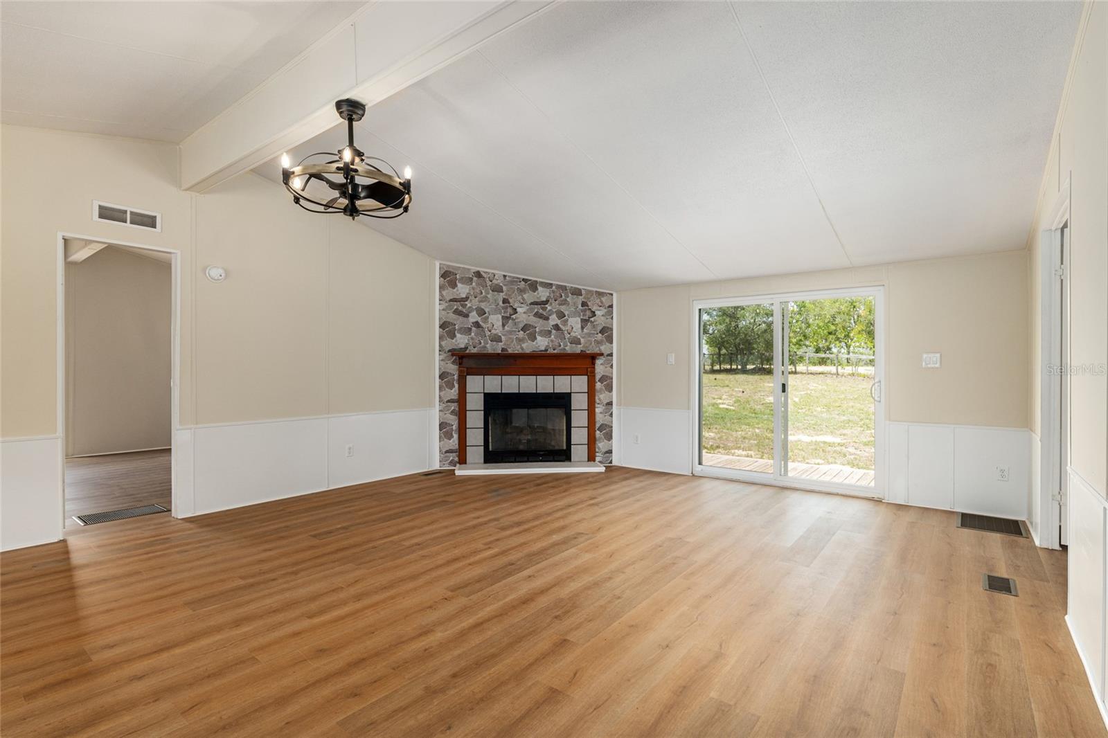 CHRIS ACRES - Residential