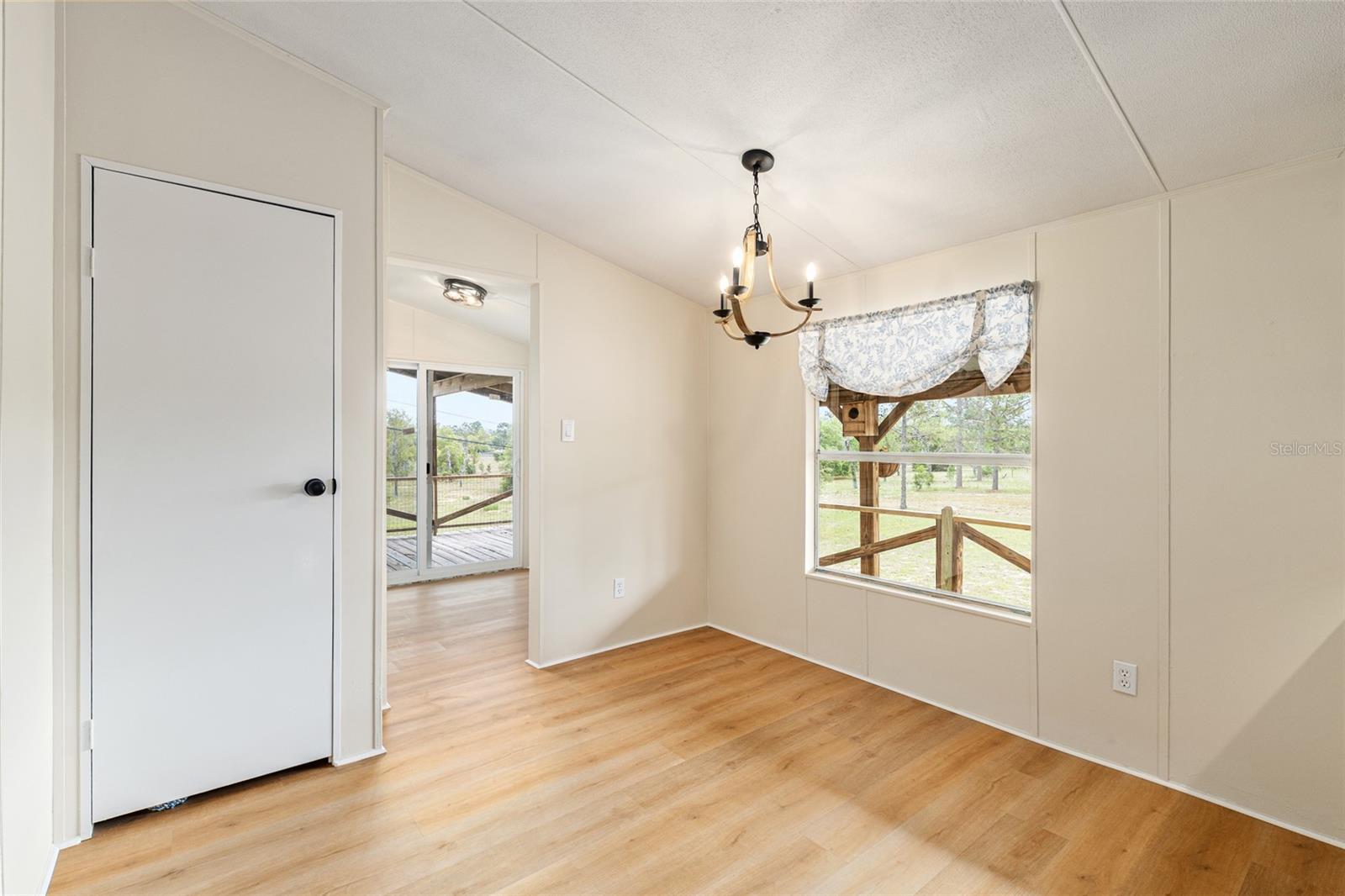 CHRIS ACRES - Residential