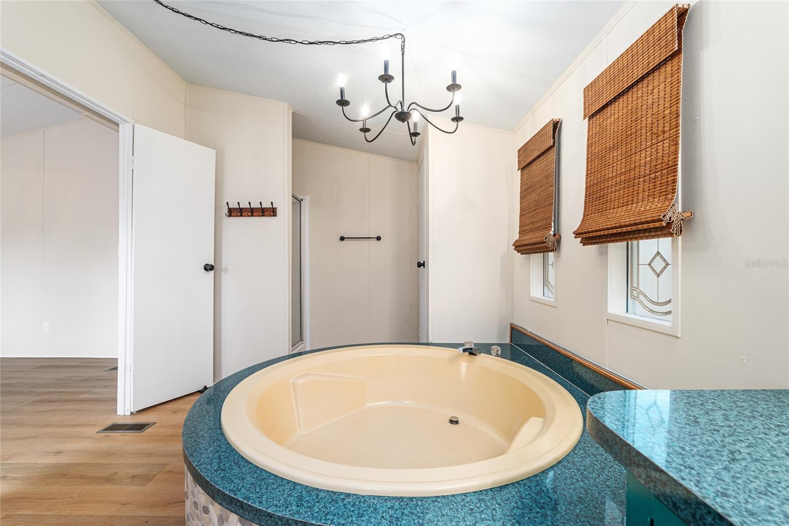CHRIS ACRES - Residential