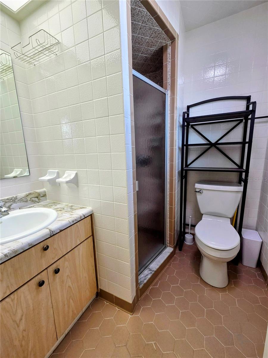 DEXTER DELL SUB - Residential Lease