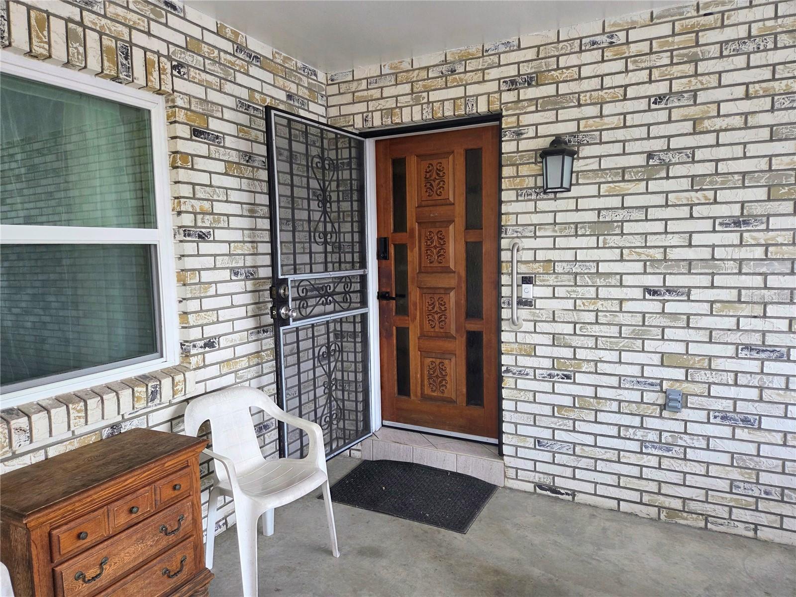 DEXTER DELL SUB - Residential Lease