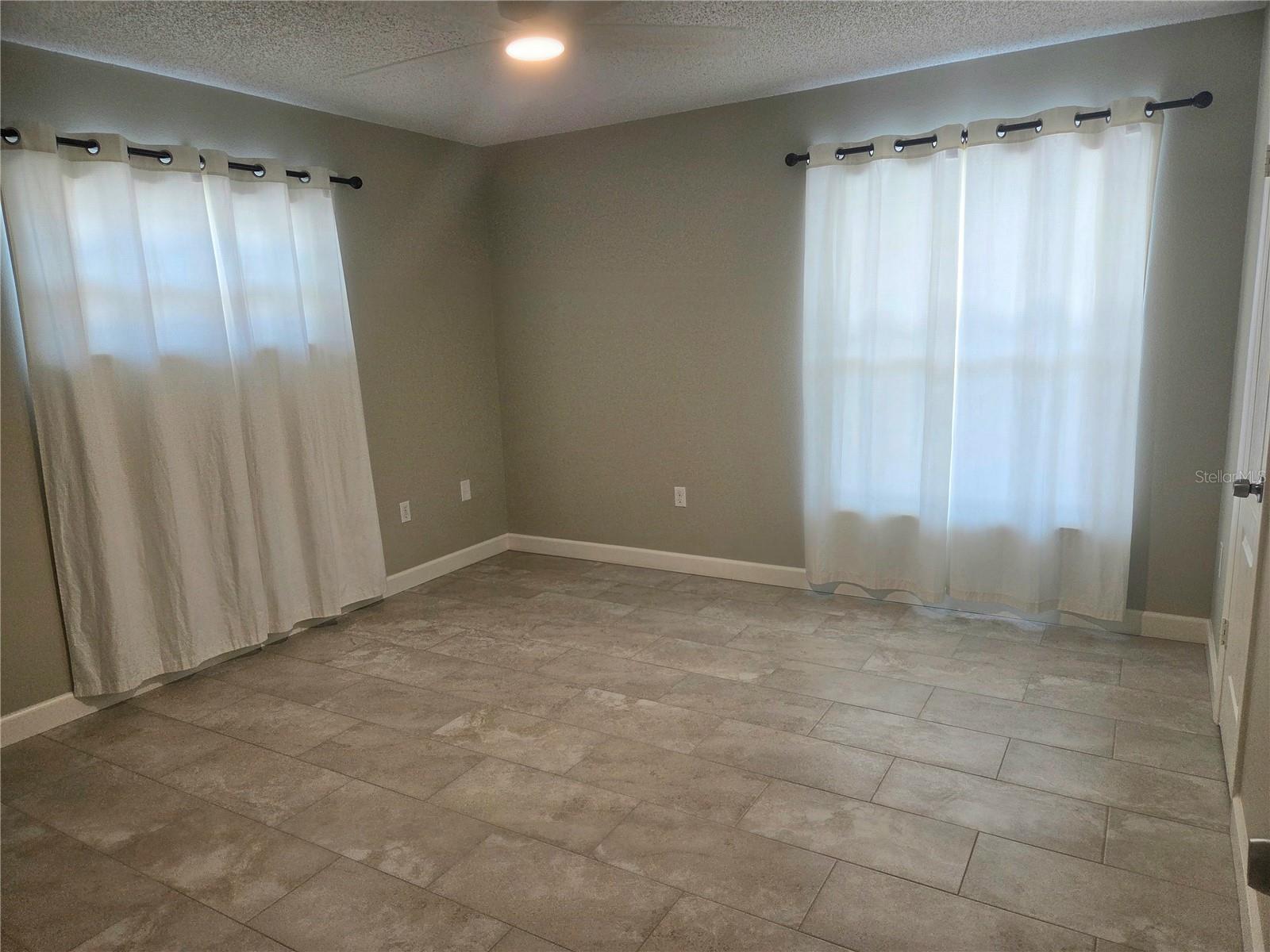 DEXTER DELL SUB - Residential Lease