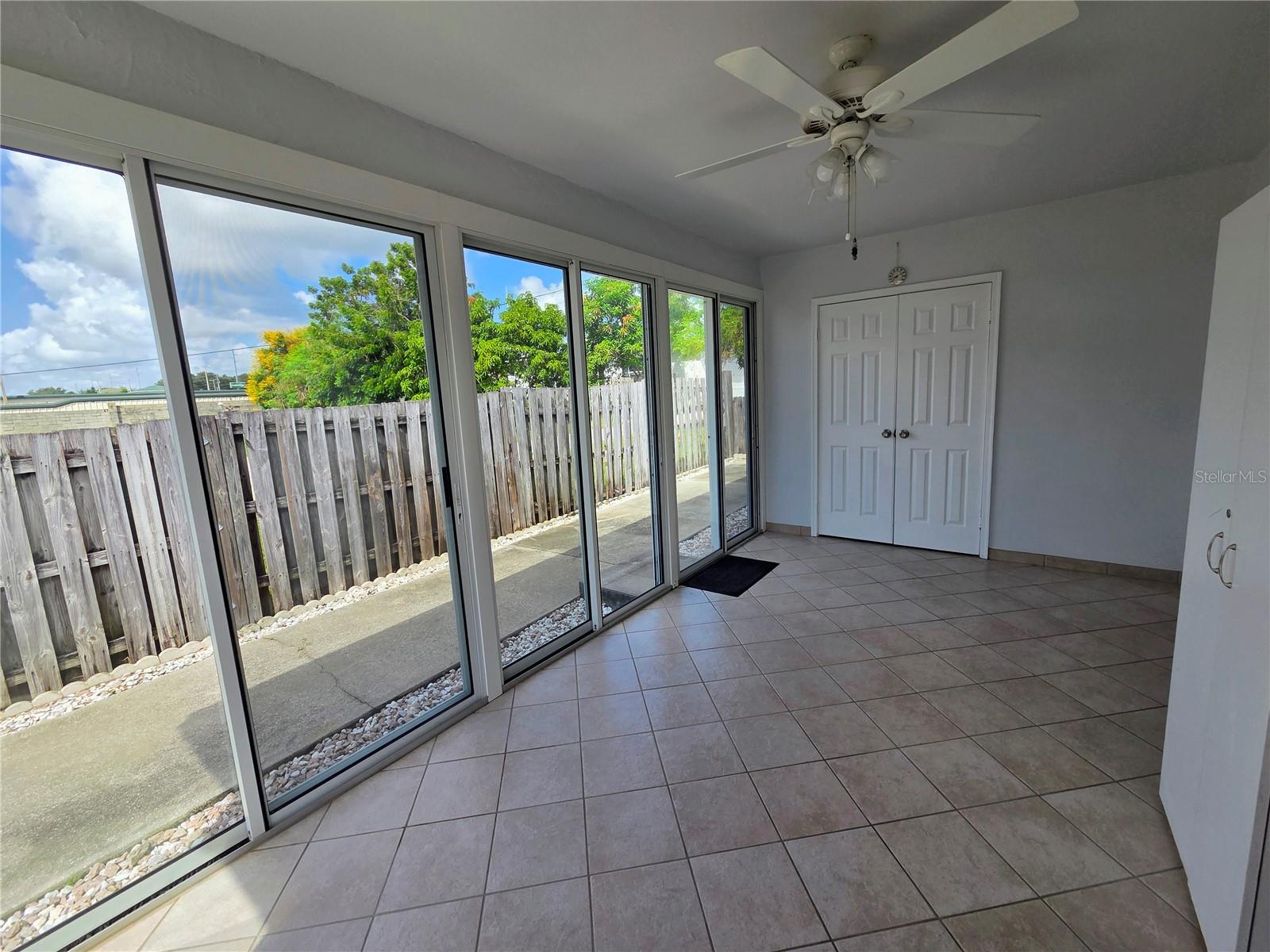 DEXTER DELL SUB - Residential Lease