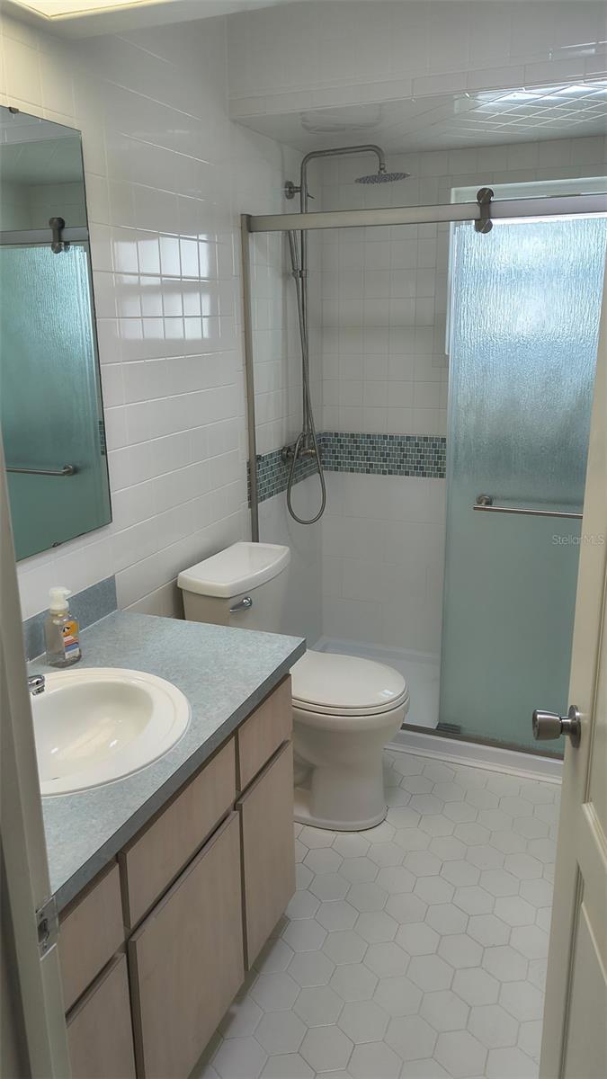 DEXTER DELL SUB - Residential Lease