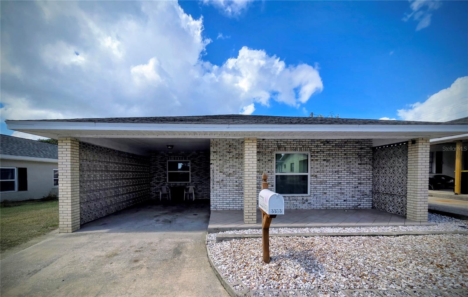 DEXTER DELL SUB - Residential Lease
