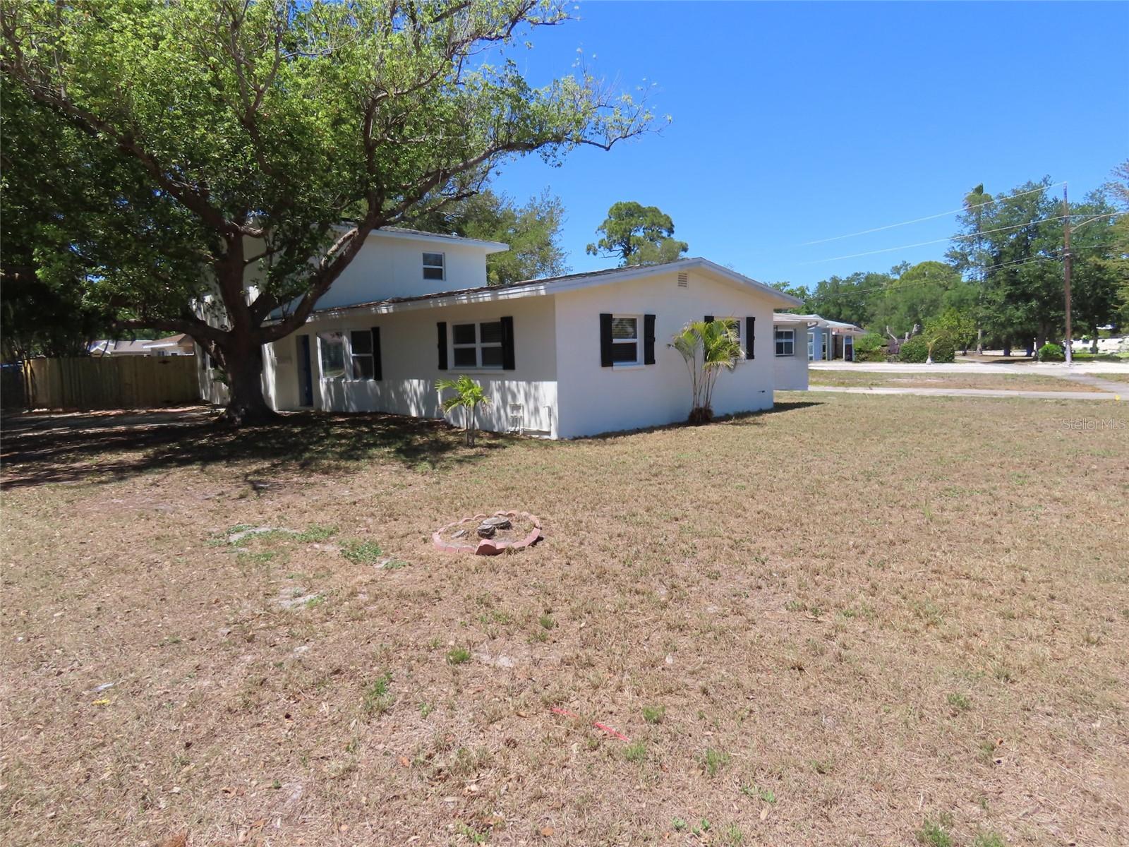 JUNGLE TERRACE SEC C - Residential