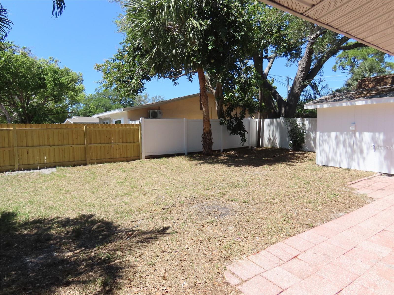 JUNGLE TERRACE SEC C - Residential