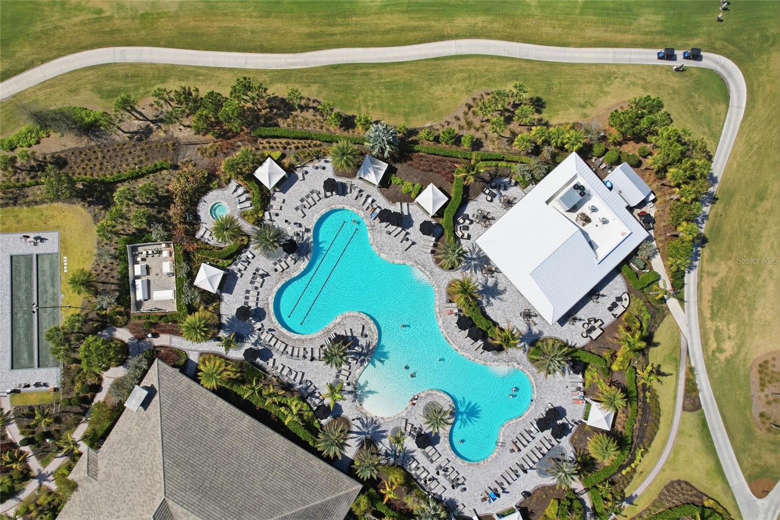 AZARIO ESPLANADE PH IV - Residential