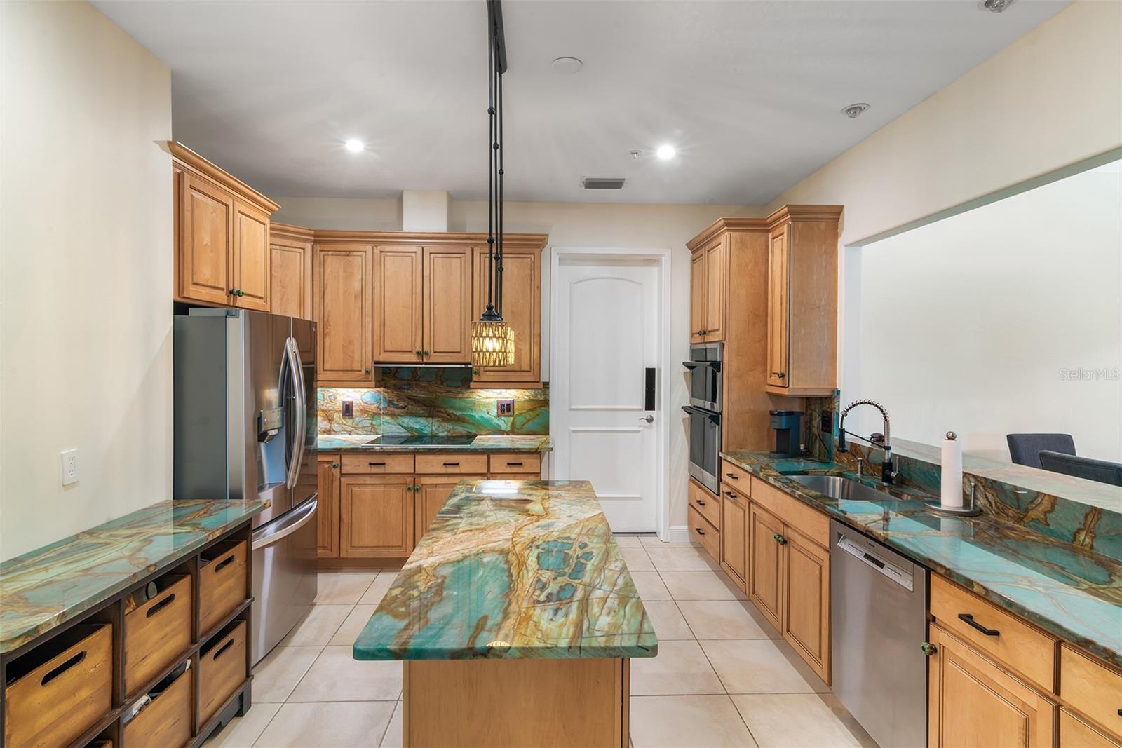 120 AVENUE DE LA MER 1501