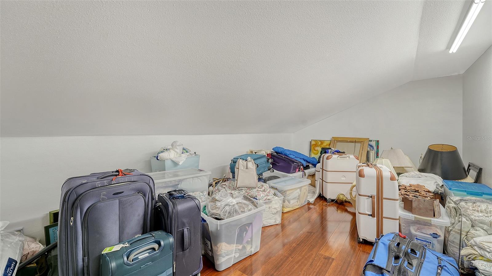 SADDLE OAK ESTATES - Residential