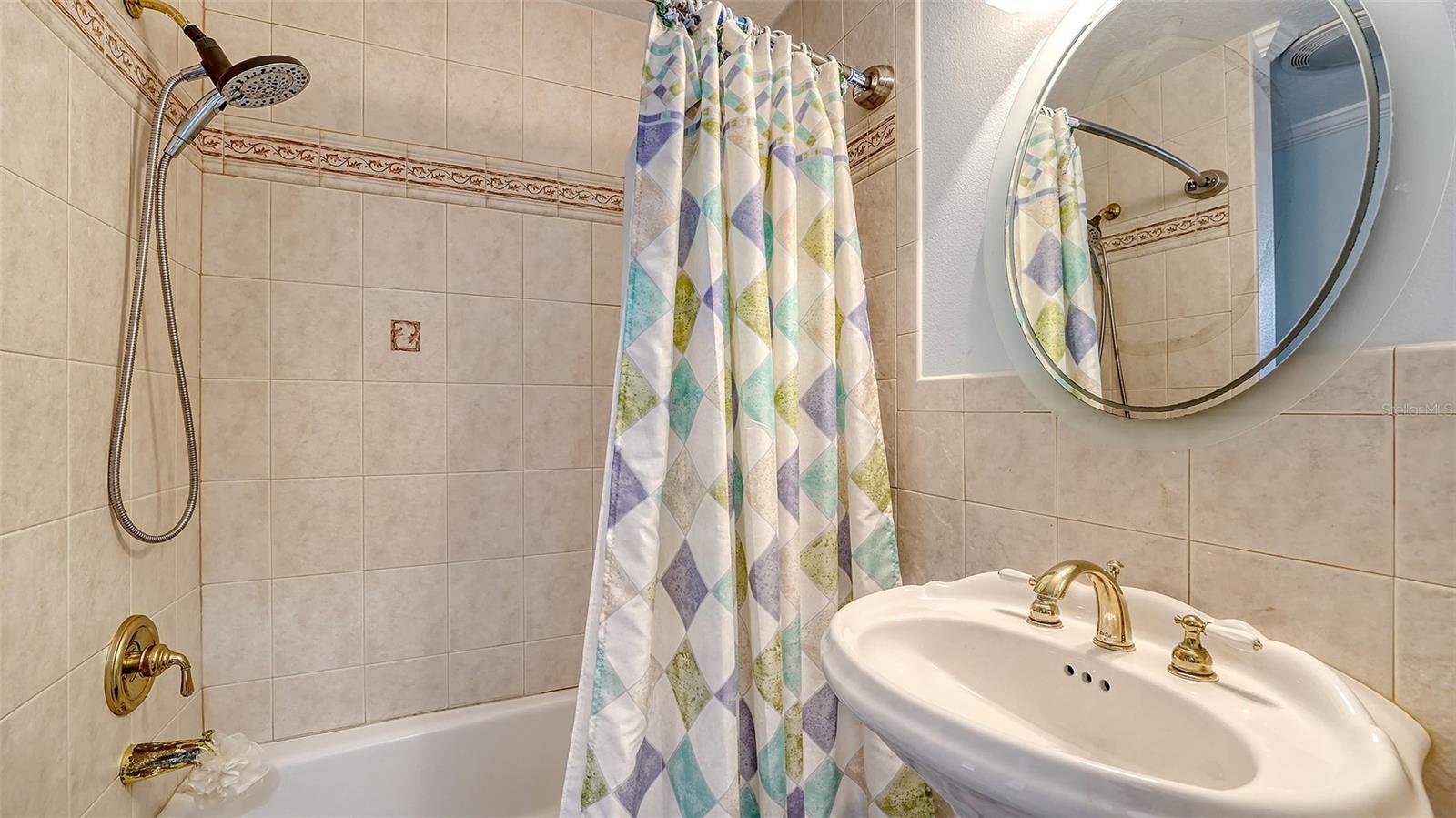 SADDLE OAK ESTATES - Residential