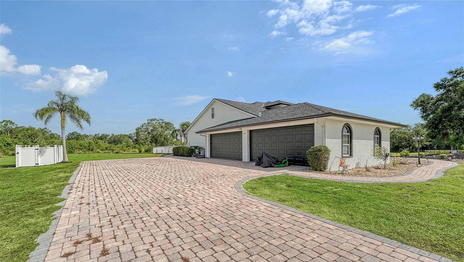 SADDLE OAK ESTATES - Residential