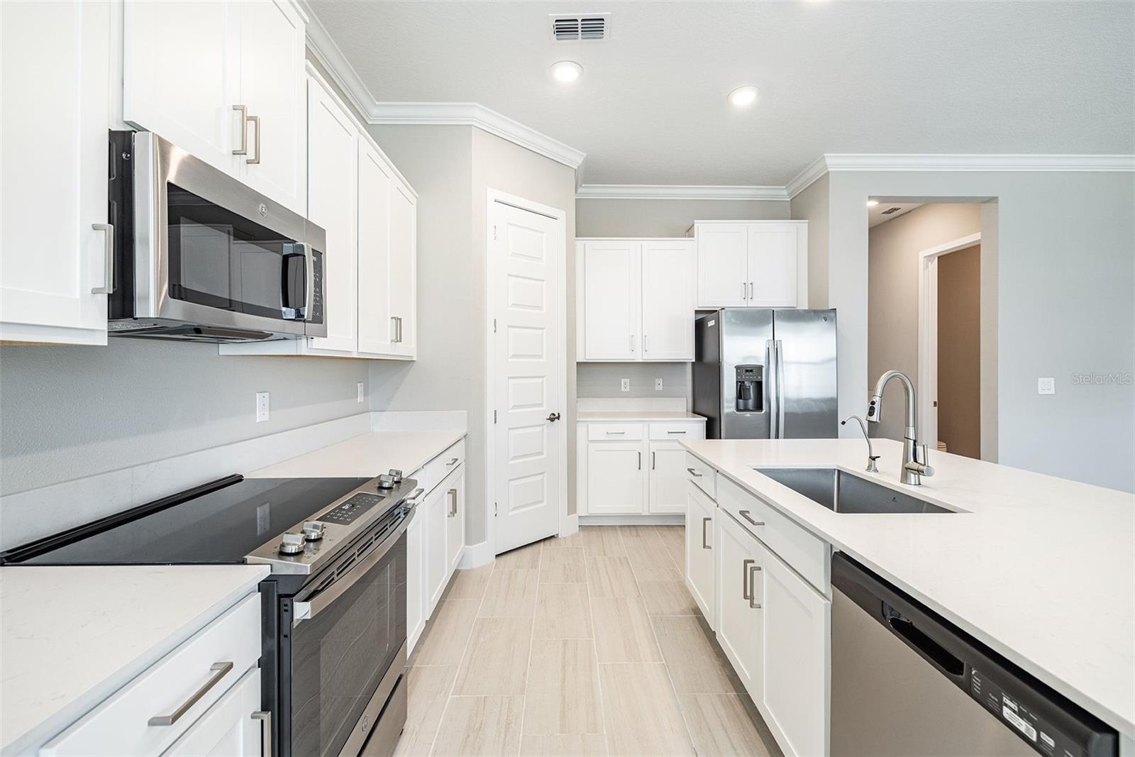 SOUTHPORT - Residential Lease