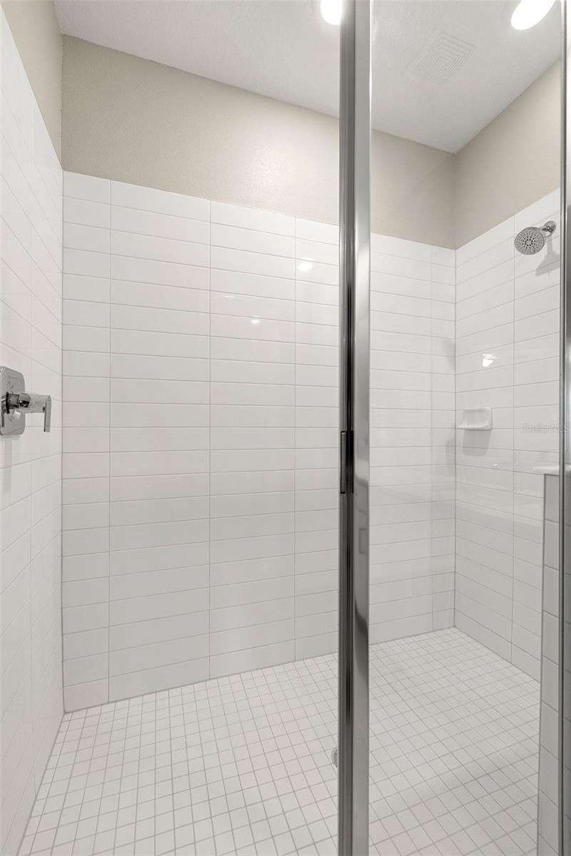SOUTHPORT - Residential Lease
