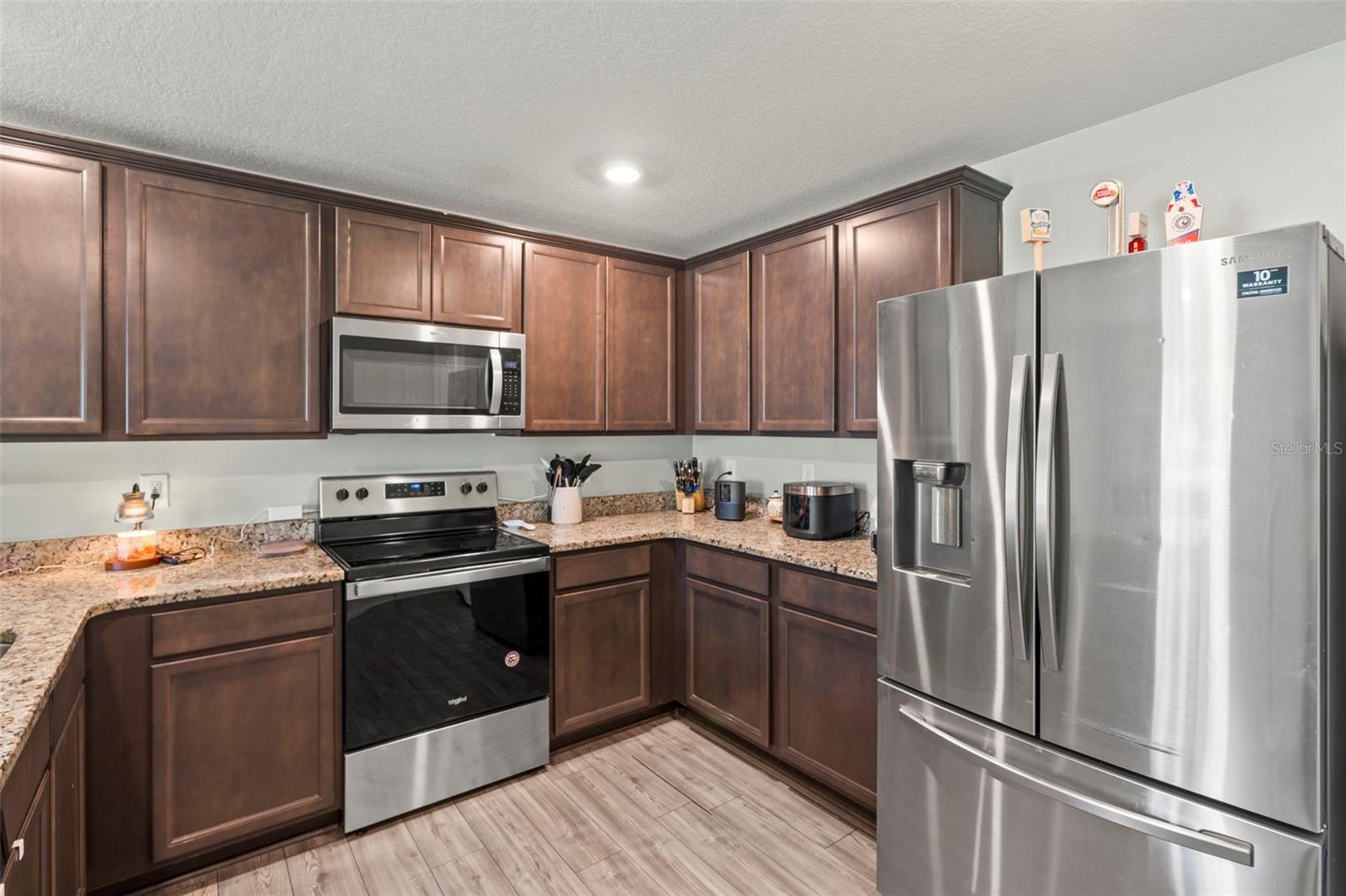 14284 LEMON YELLOW TREE LANE