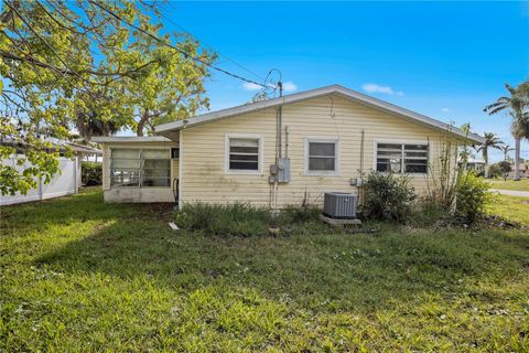 A home in PUNTA GORDA