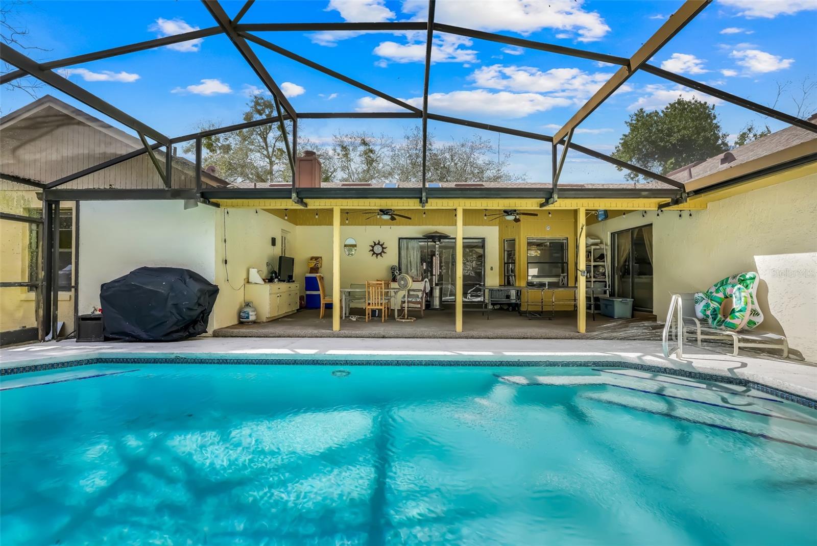 SAND PINES - Residential