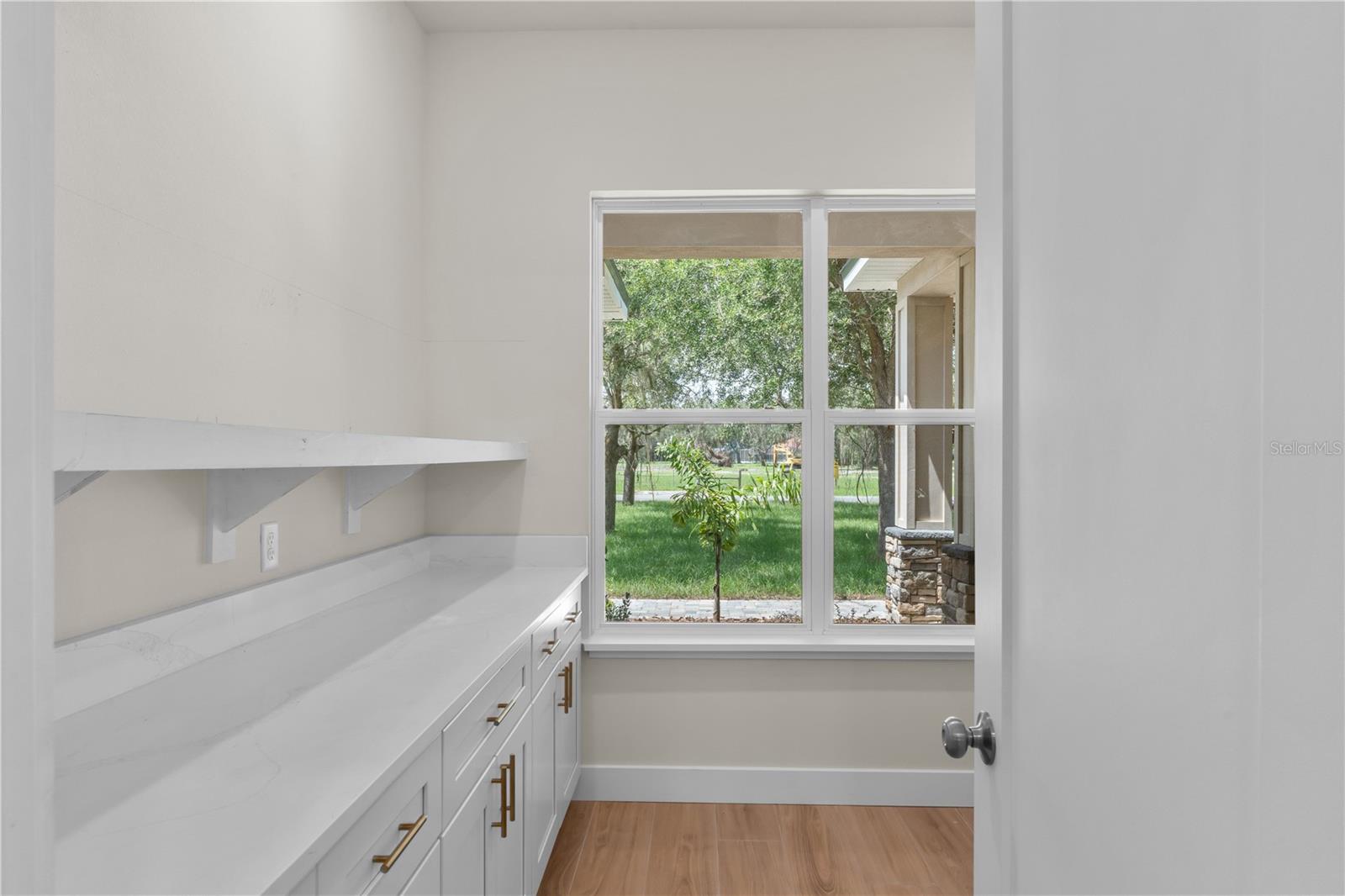 IRISH ACRES - Residential