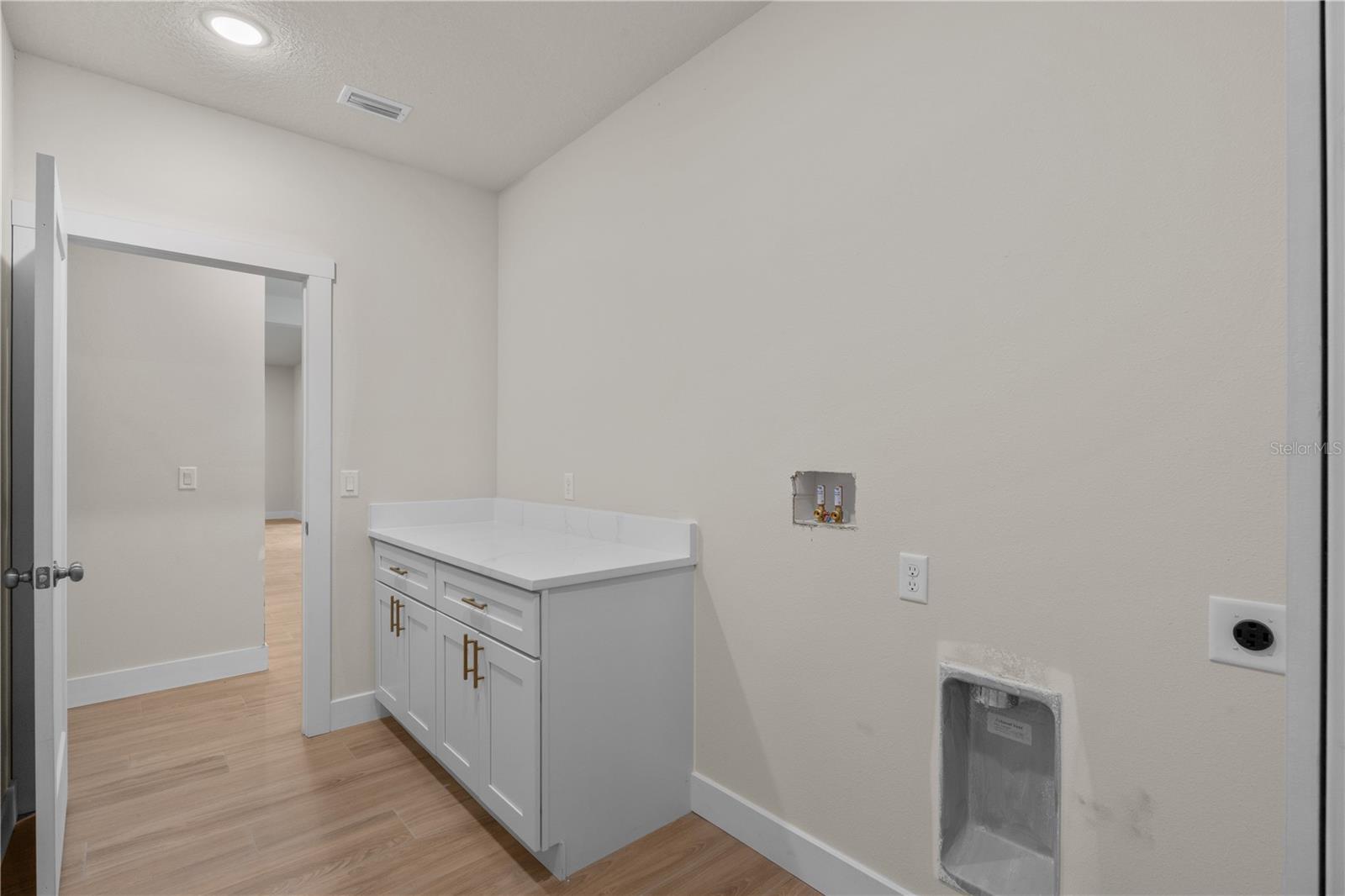 IRISH ACRES - Residential