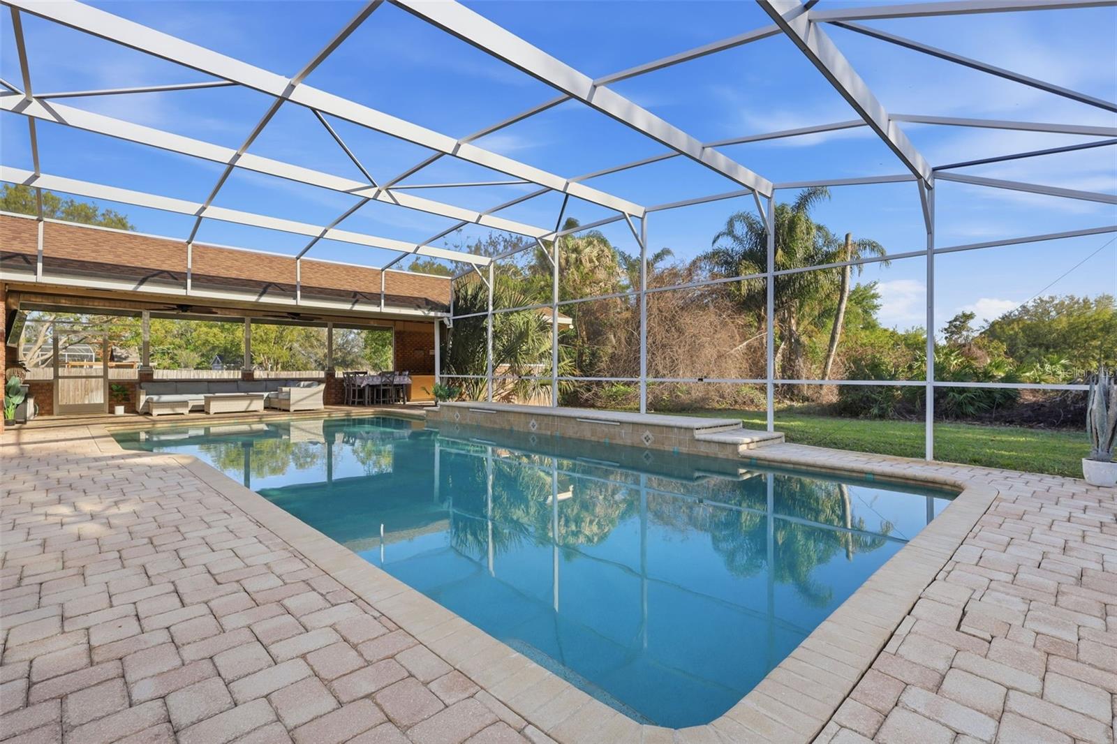 GLEN ABBEY UNIT 03 - Residential