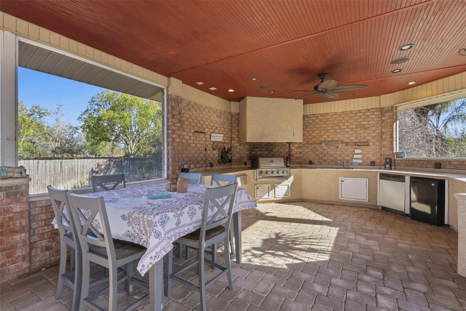 GLEN ABBEY UNIT 03 - Residential