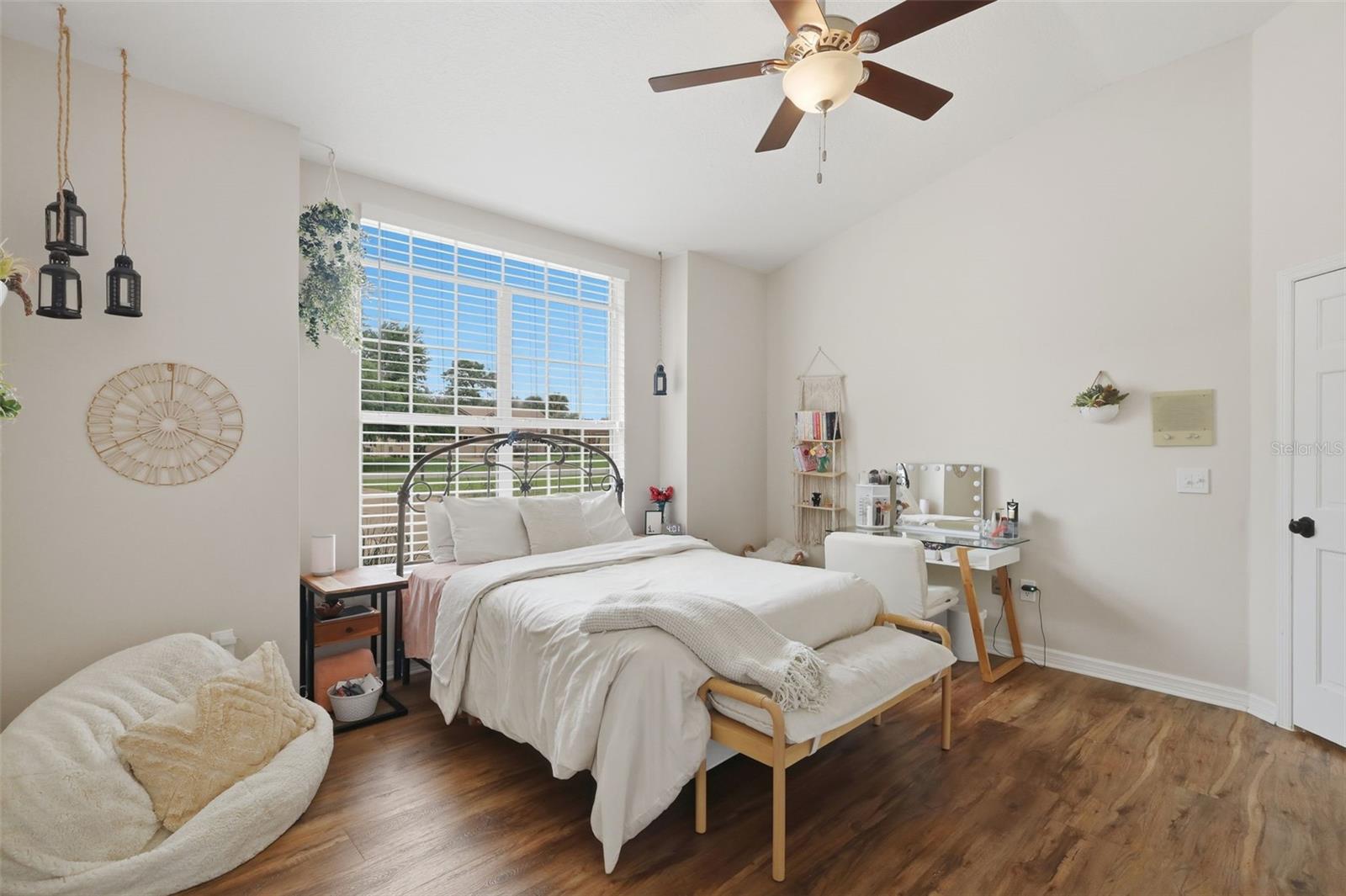 GLEN ABBEY UNIT 03 - Residential