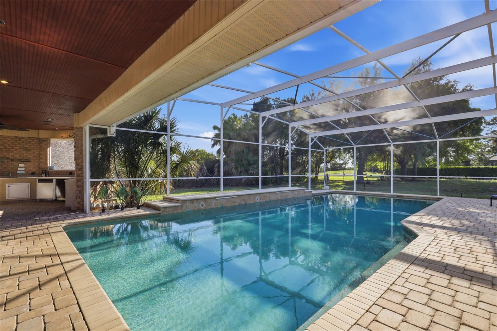 GLEN ABBEY UNIT 03 - Residential