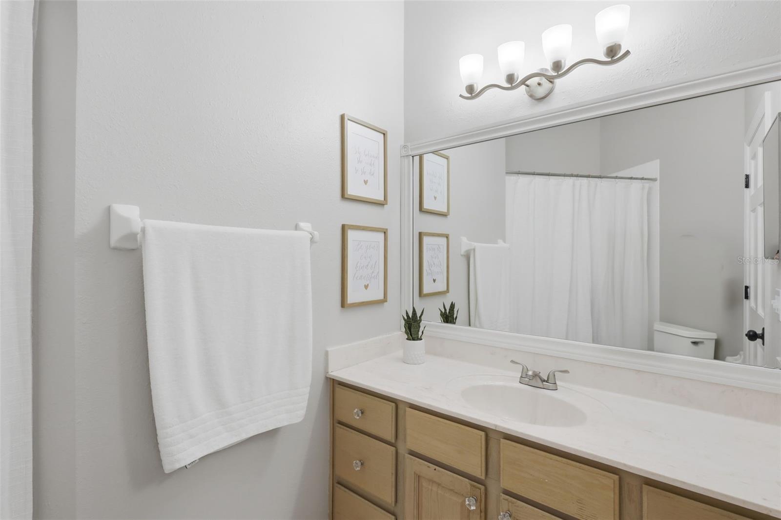 GLEN ABBEY UNIT 03 - Residential