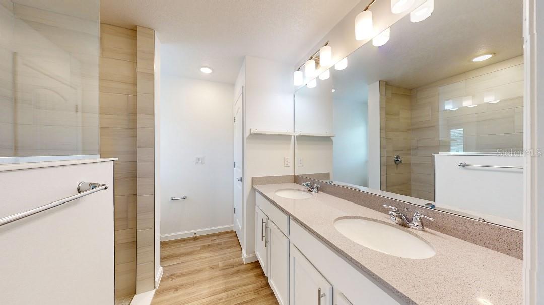 PORT CHARLOTTE SUB 33 - Residential Lease