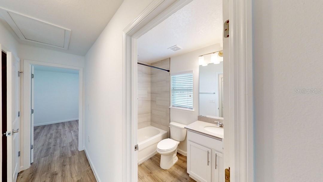 PORT CHARLOTTE SUB 33 - Residential Lease