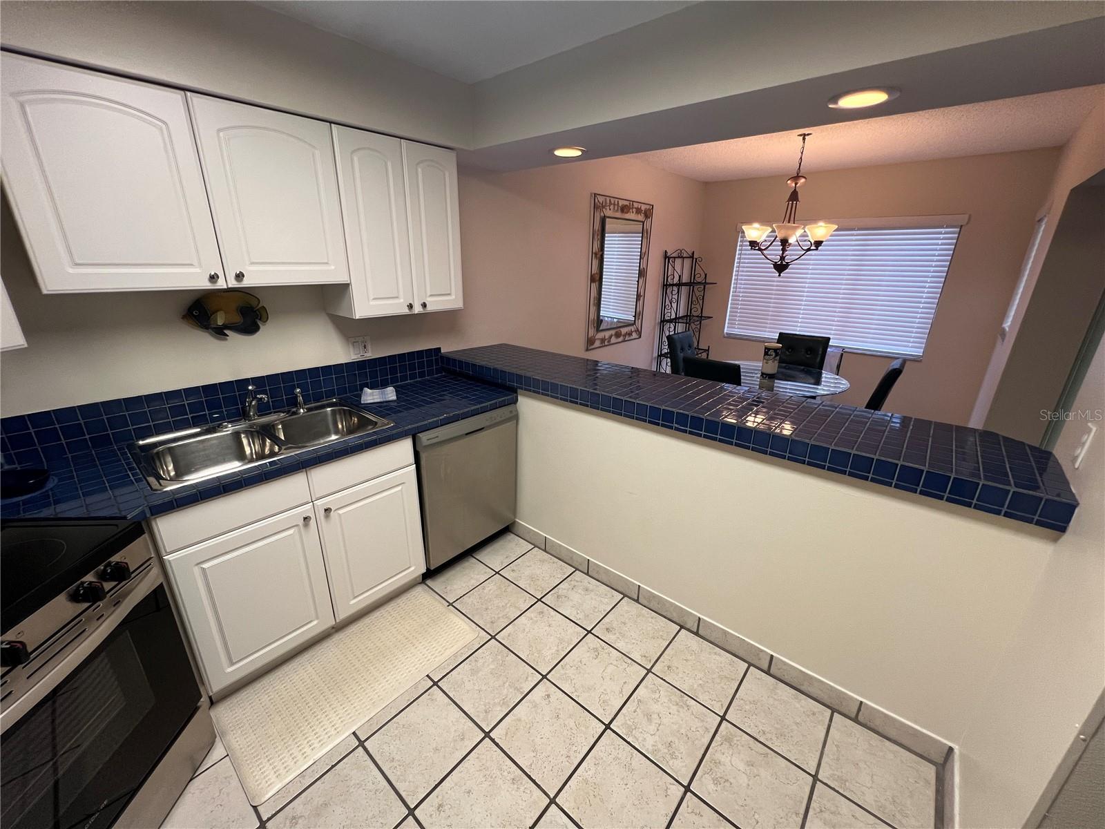 WANDER RESIDENCES OF TIERRA VERDE - Residential