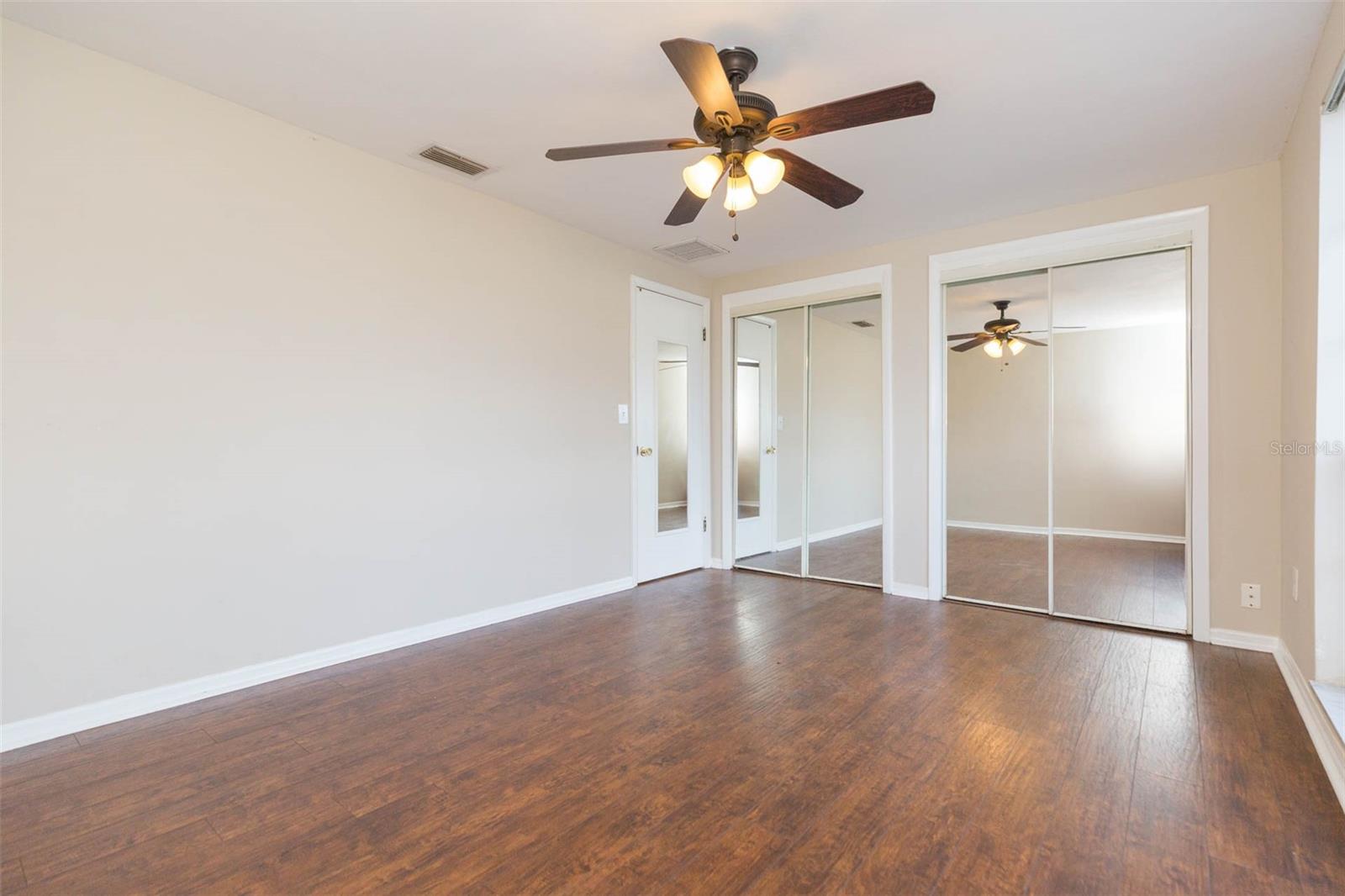 BEACON SQUARE - Residential Lease