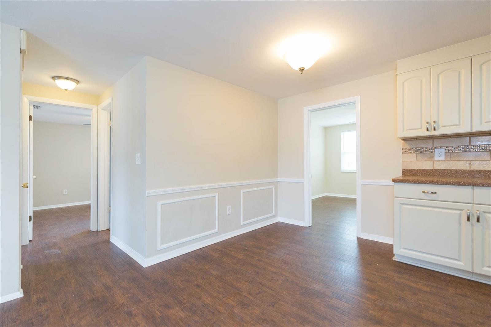 BEACON SQUARE - Residential Lease