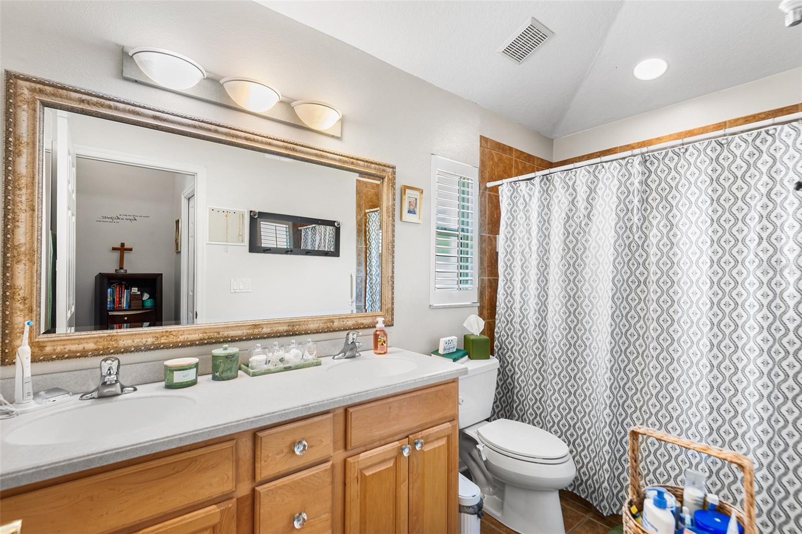 NORTH BAY HILLS - Residential