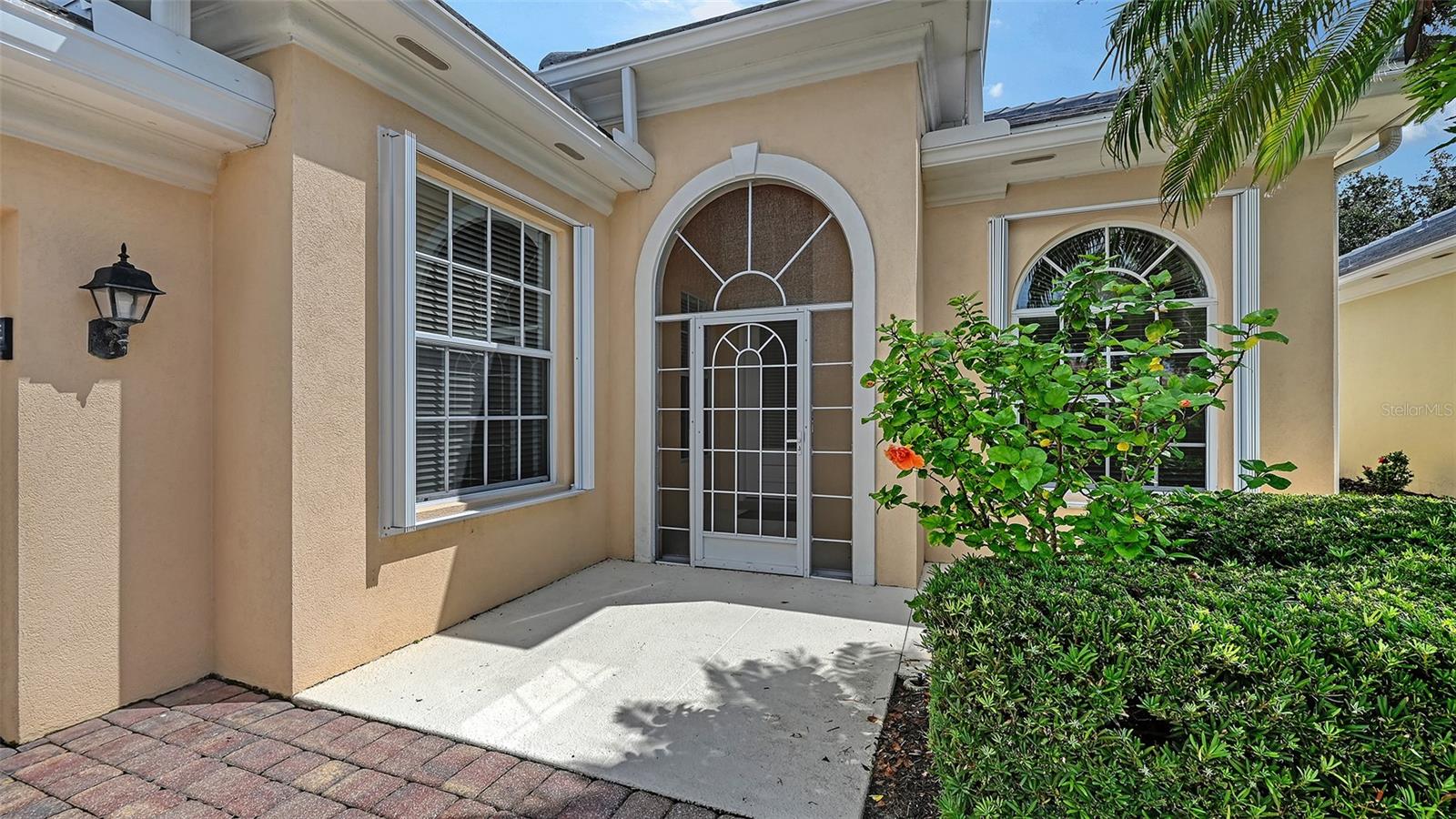 VILLAGEWALK - Residential