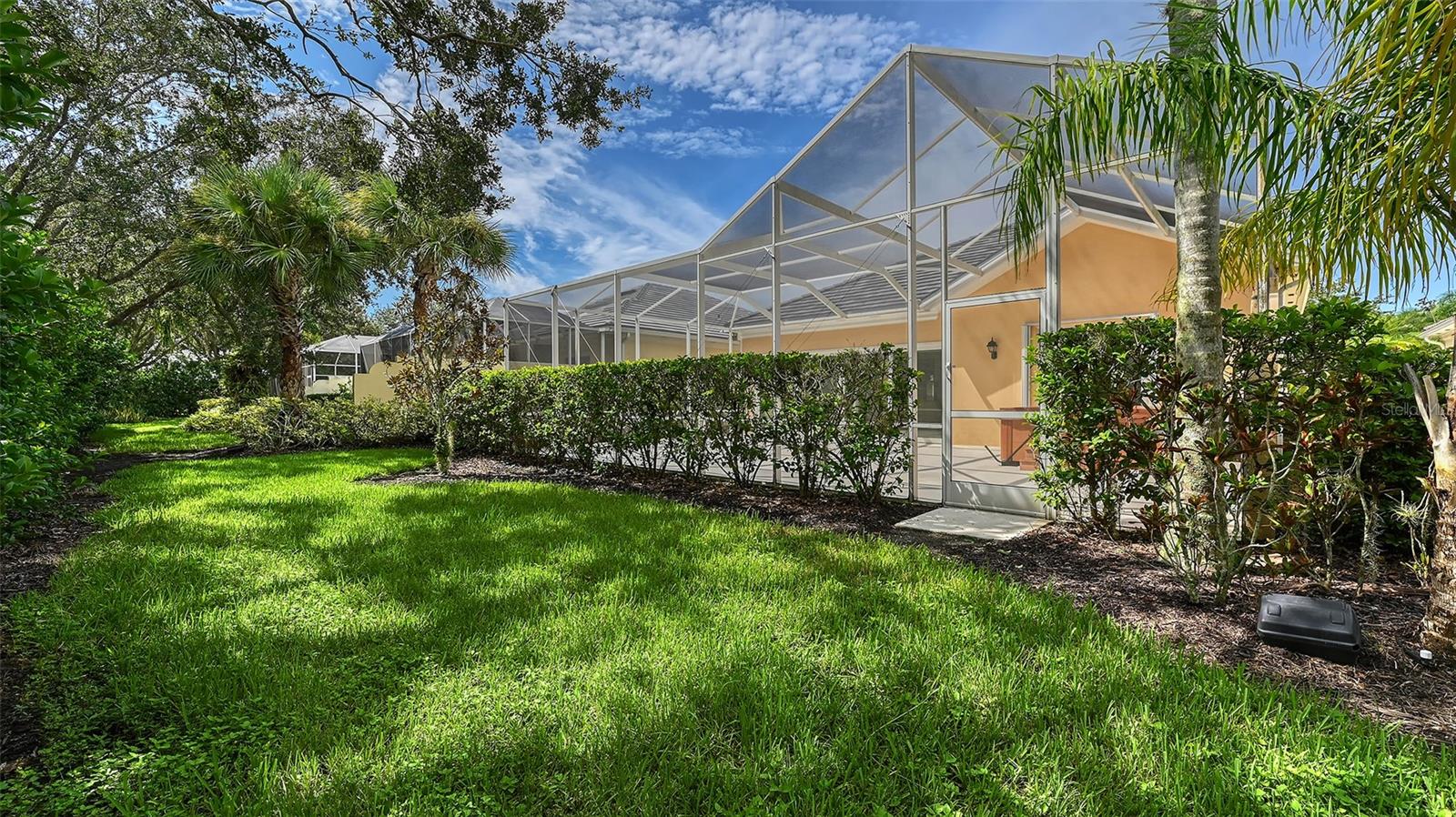 VILLAGEWALK - Residential