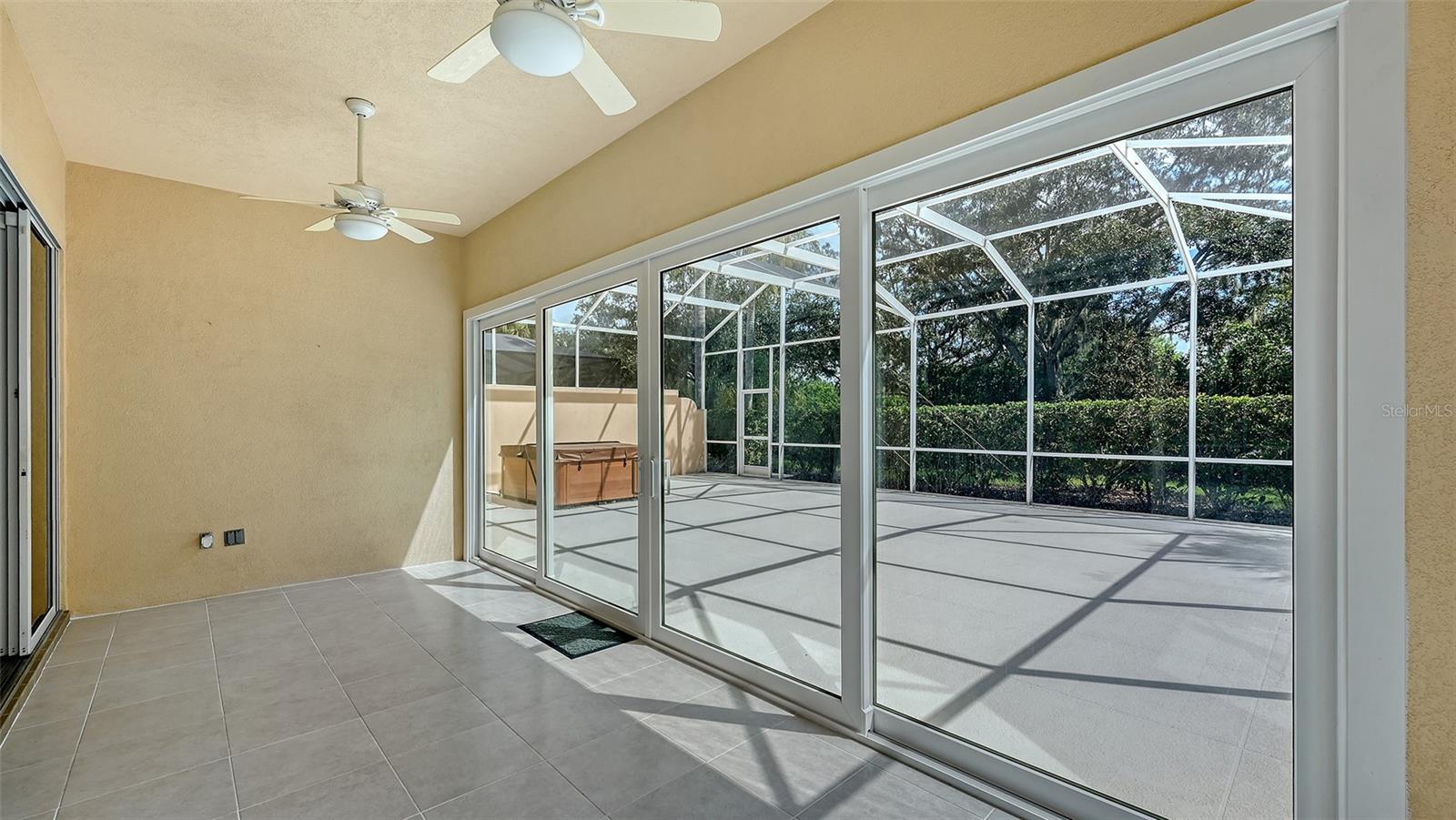 VILLAGEWALK - Residential