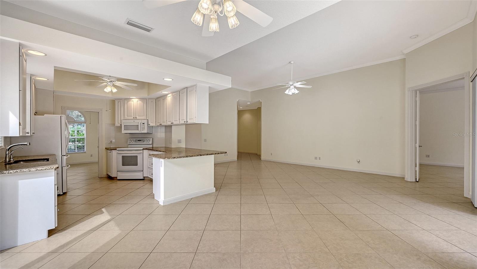 VILLAGEWALK - Residential