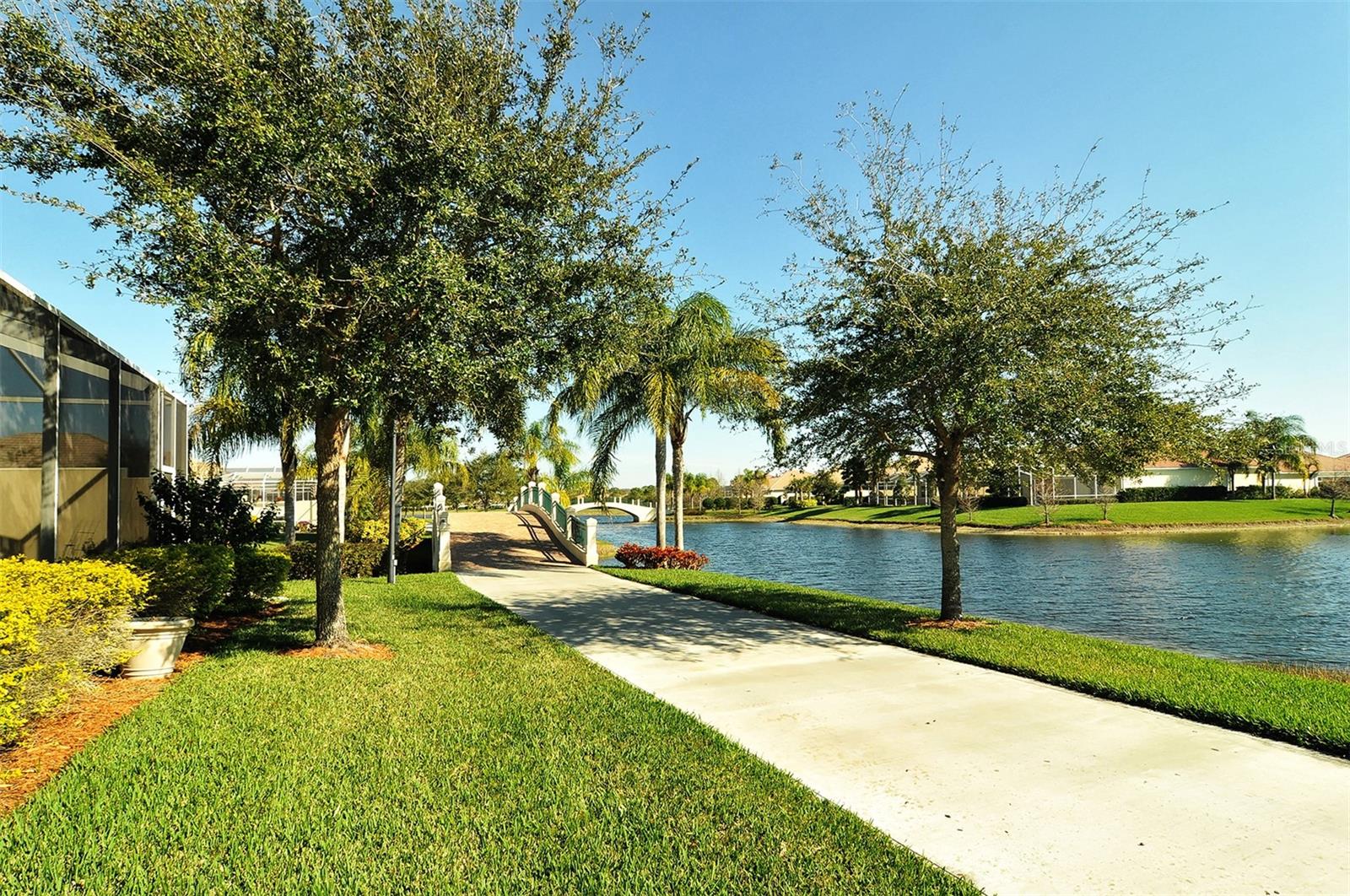 VILLAGEWALK - Residential