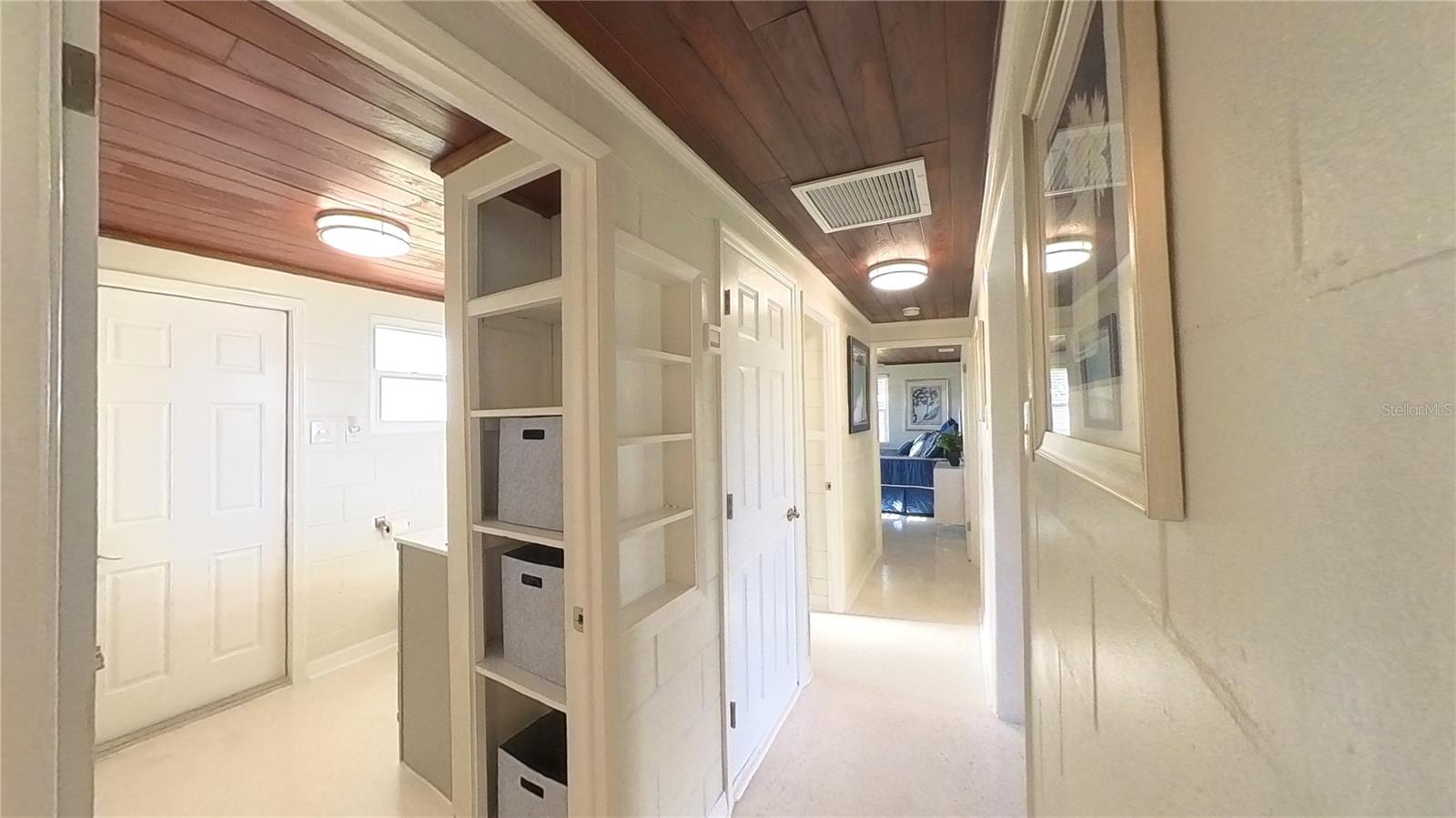 NOKOMIS ACRES - Residential Lease