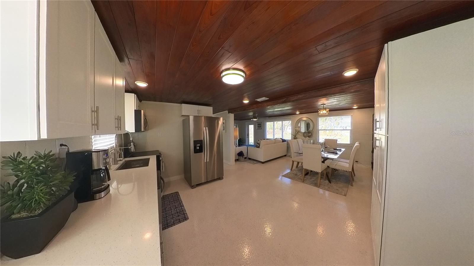 NOKOMIS ACRES - Residential Lease